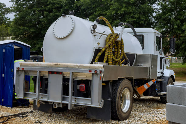 Best Portable restroom trailer rental  in Yellville, AR